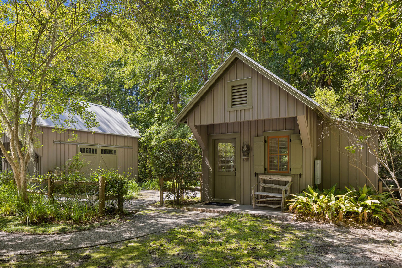 13 Barksdale Lane