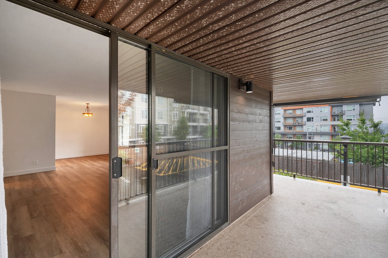 585 Dogwood St S # 201