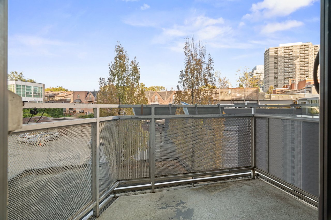 Exclusive Residences Of Designer's Walk!