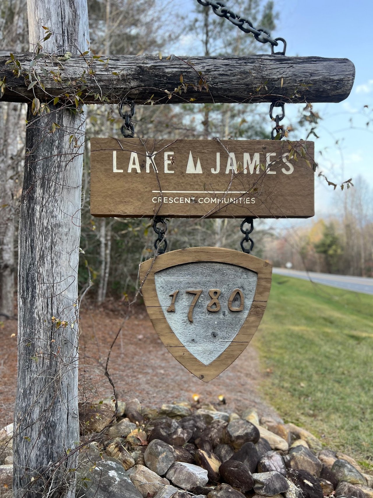 Lake James, NC waterfront and mountain scenery showcasing the lifestyle of living near Lake James in Western North Carolina.