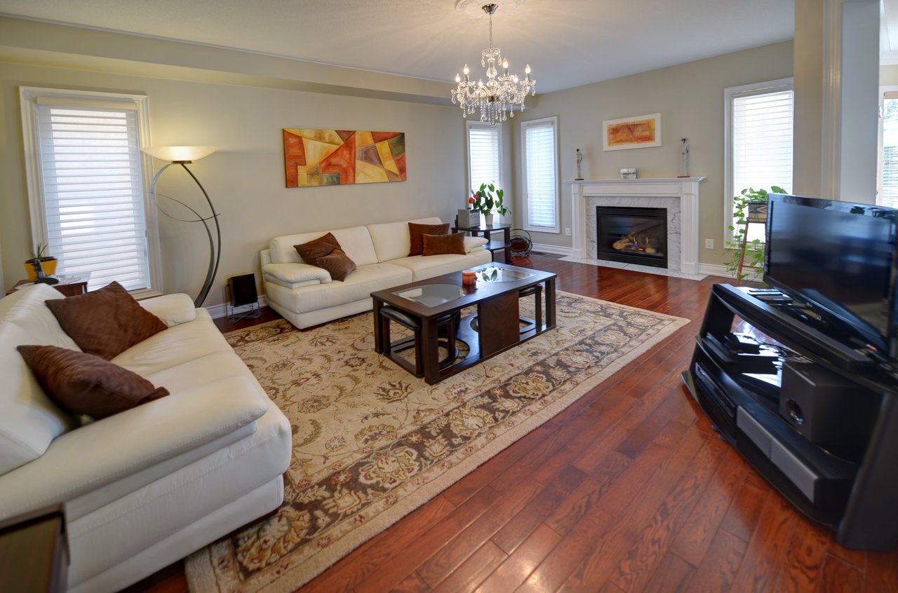 2316 Hall Manor Dr