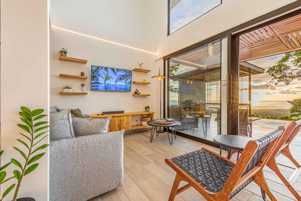 Exclusive Luxury Villa with Infinity Pool