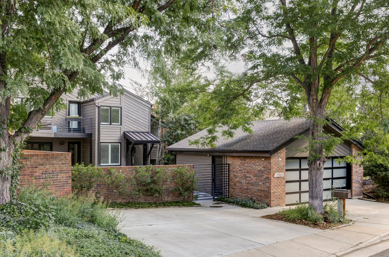 3865 Newport Lane