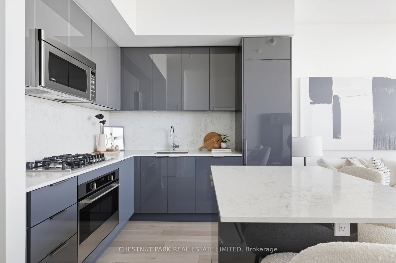 PRESTIGEOUS PENTHOUSE AT 20 LOMBARD