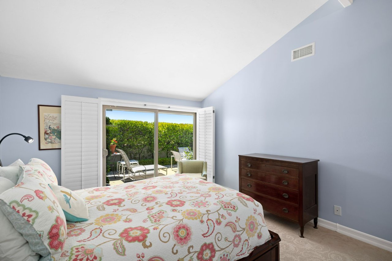 15 Skysail Drive