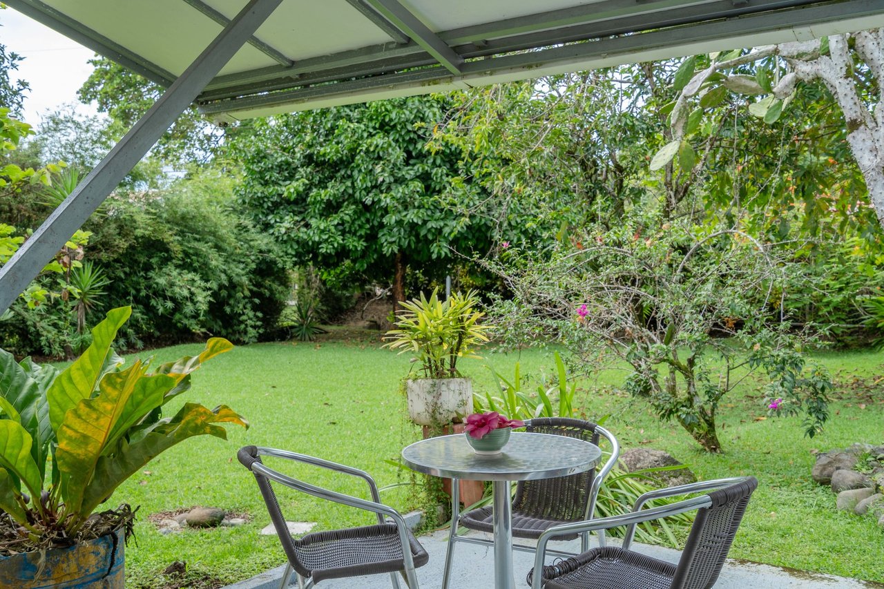 Gated Coastal Beach House, Manuel Antonio, Puntarenas
