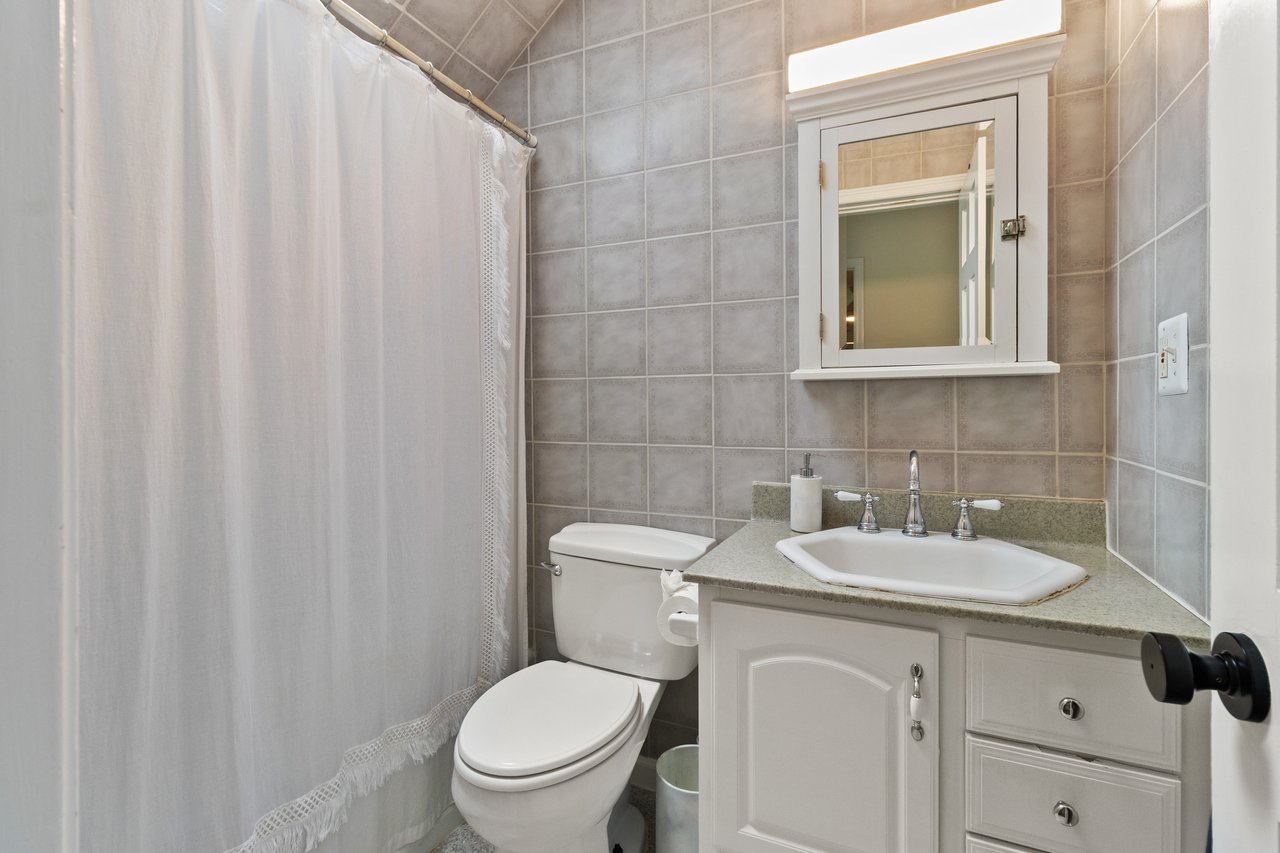 30 Woodcrest Terrace