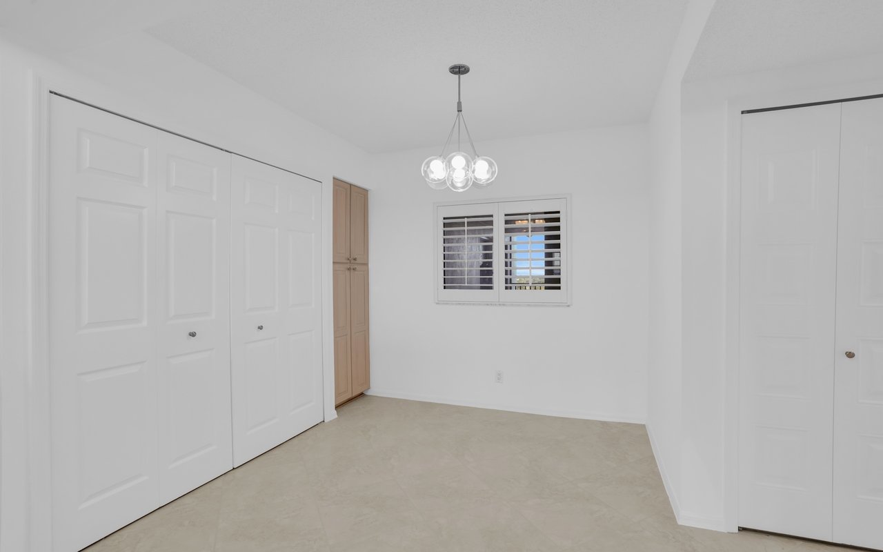 1925 Clifford St #1102