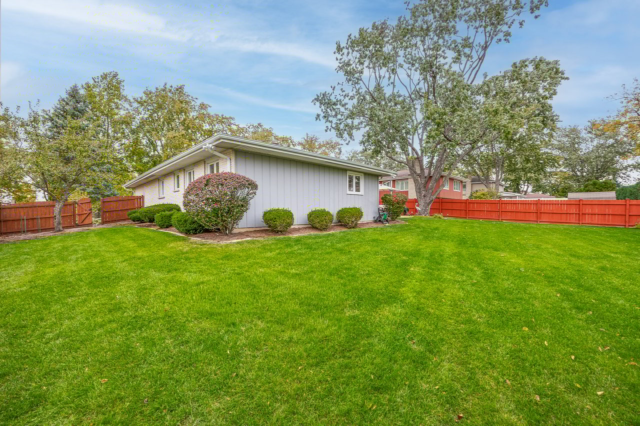 317 39th St, Downers Grove