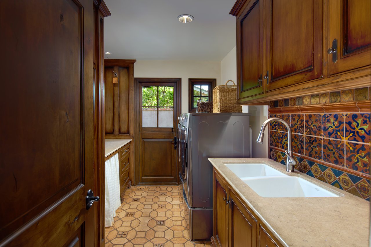 26101 Red Corral Road