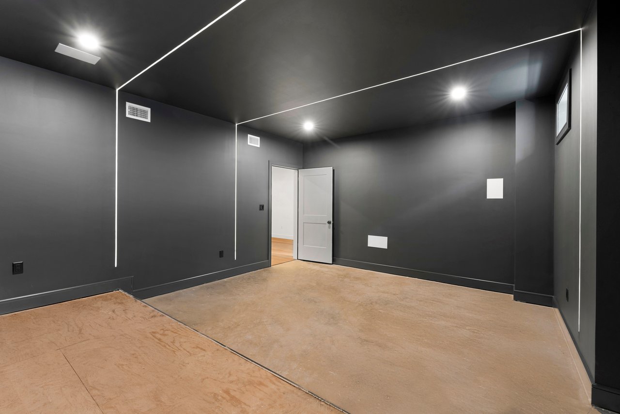 229 Bogert Pl