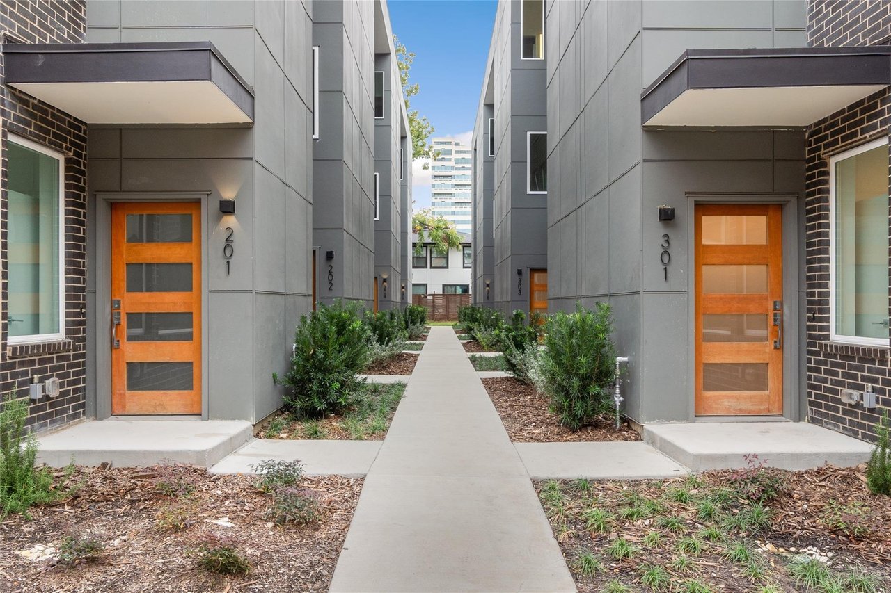 Hall Street Townhouse