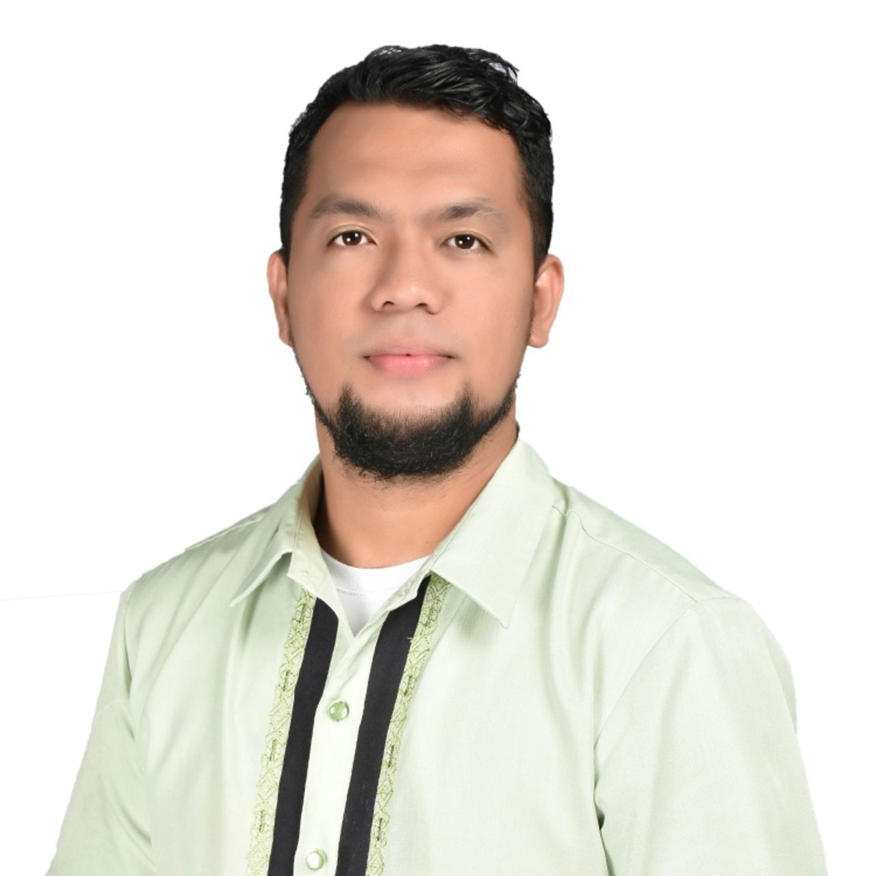 Ben Cuvinar Kapolei, HI Real Estate Agent Headshot