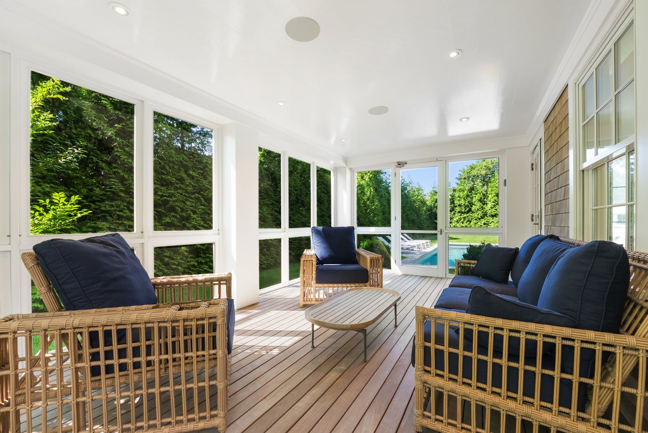 30 Pierce Ln