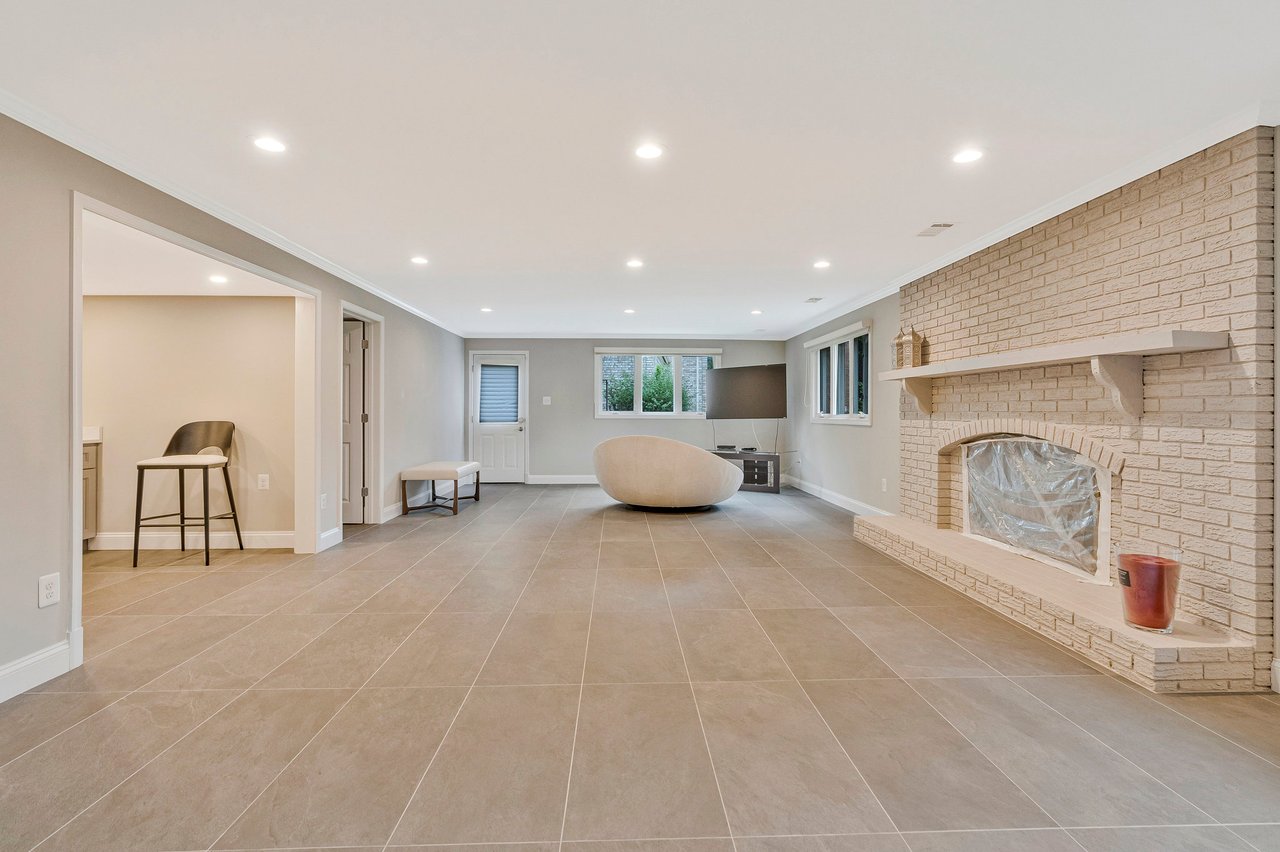 6280 Dunaway Ct
