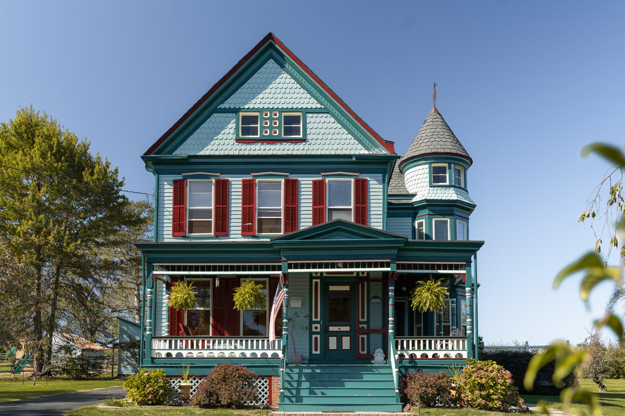 25 Old Turnpike Rd