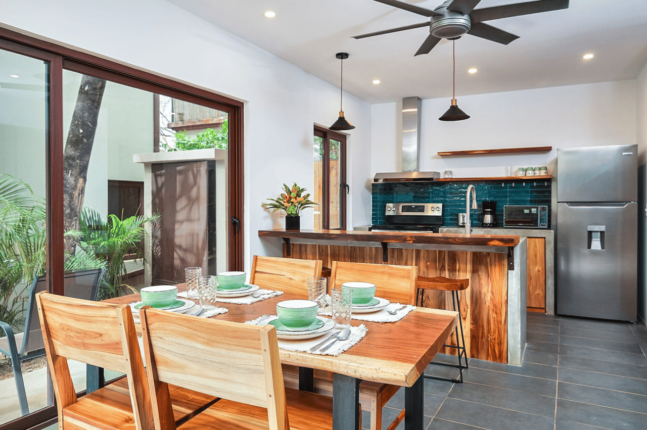 Green Turtle Townhomes - Tamarindo Investment Complex