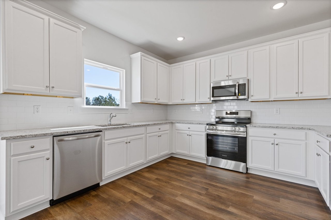 688 Shoals Trl