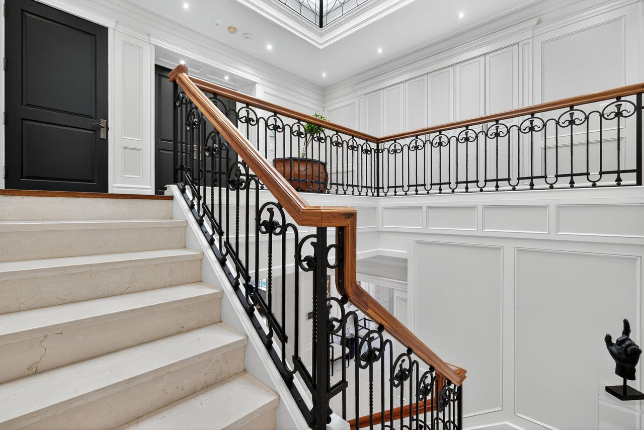 Chateau-Inspired