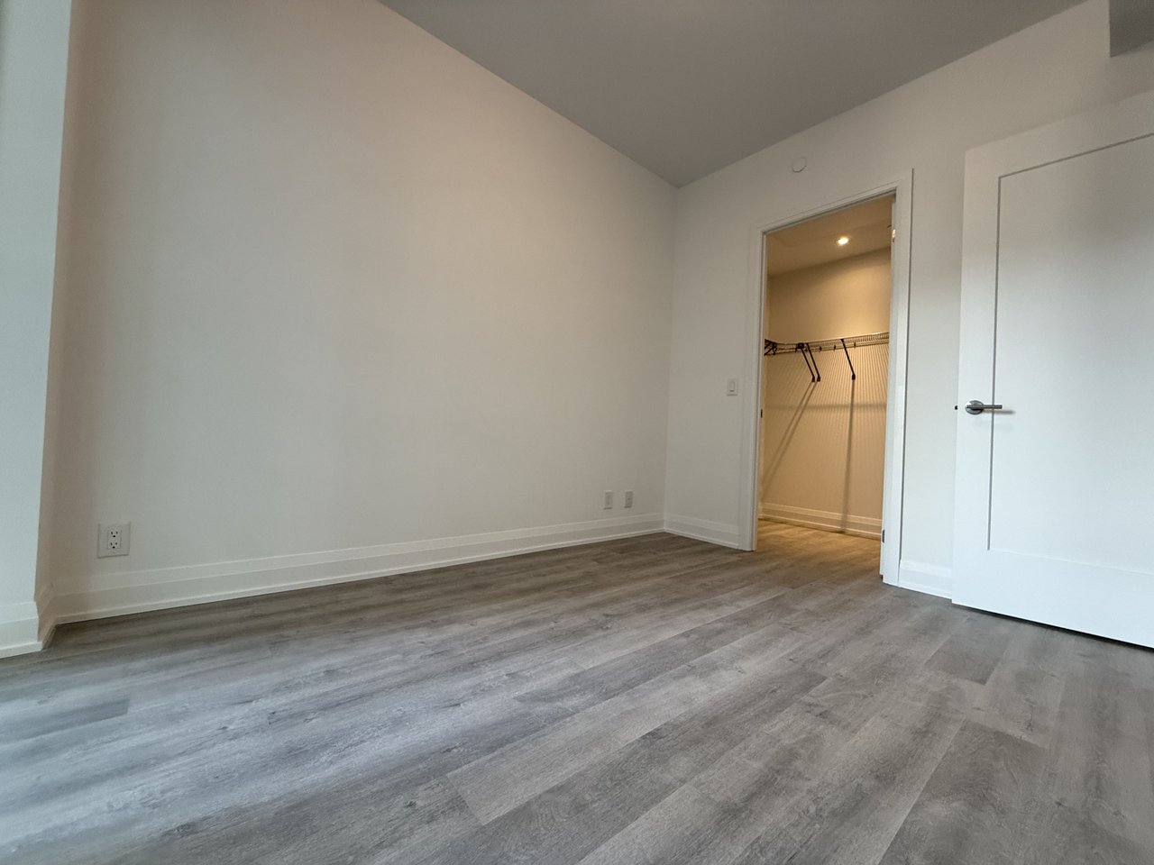 65 Broadway Avenue Unit: 1102