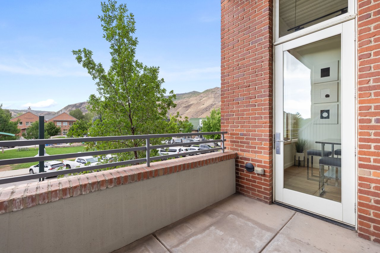 Triangle Lofts Gem