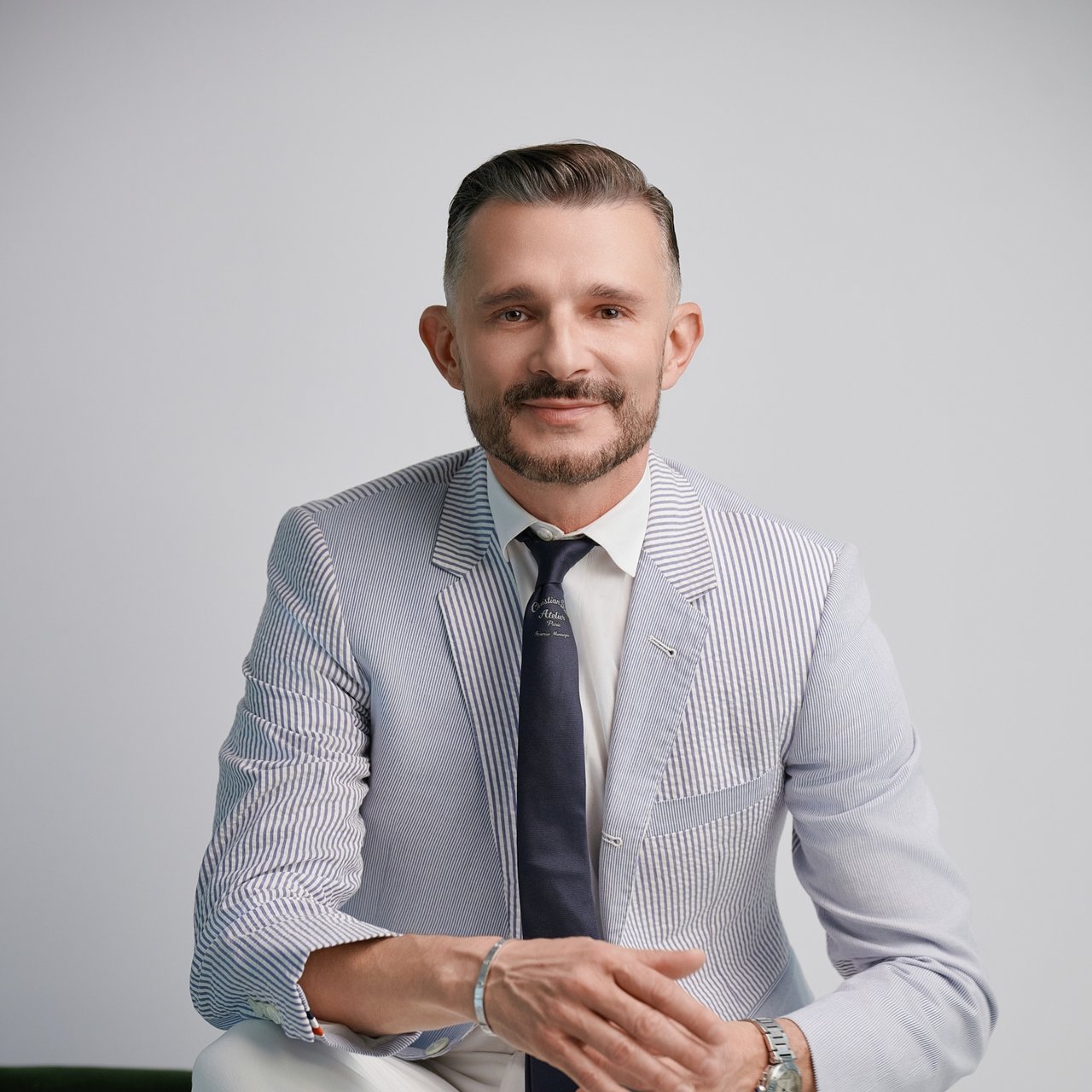 agent photo