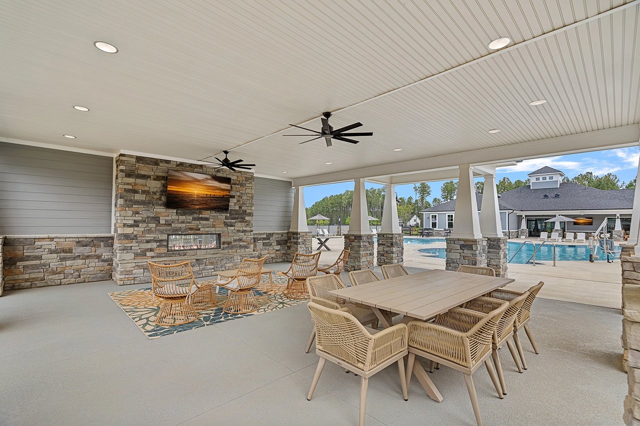 Cabana Dining at Hatcher Creek in Oxford, NC