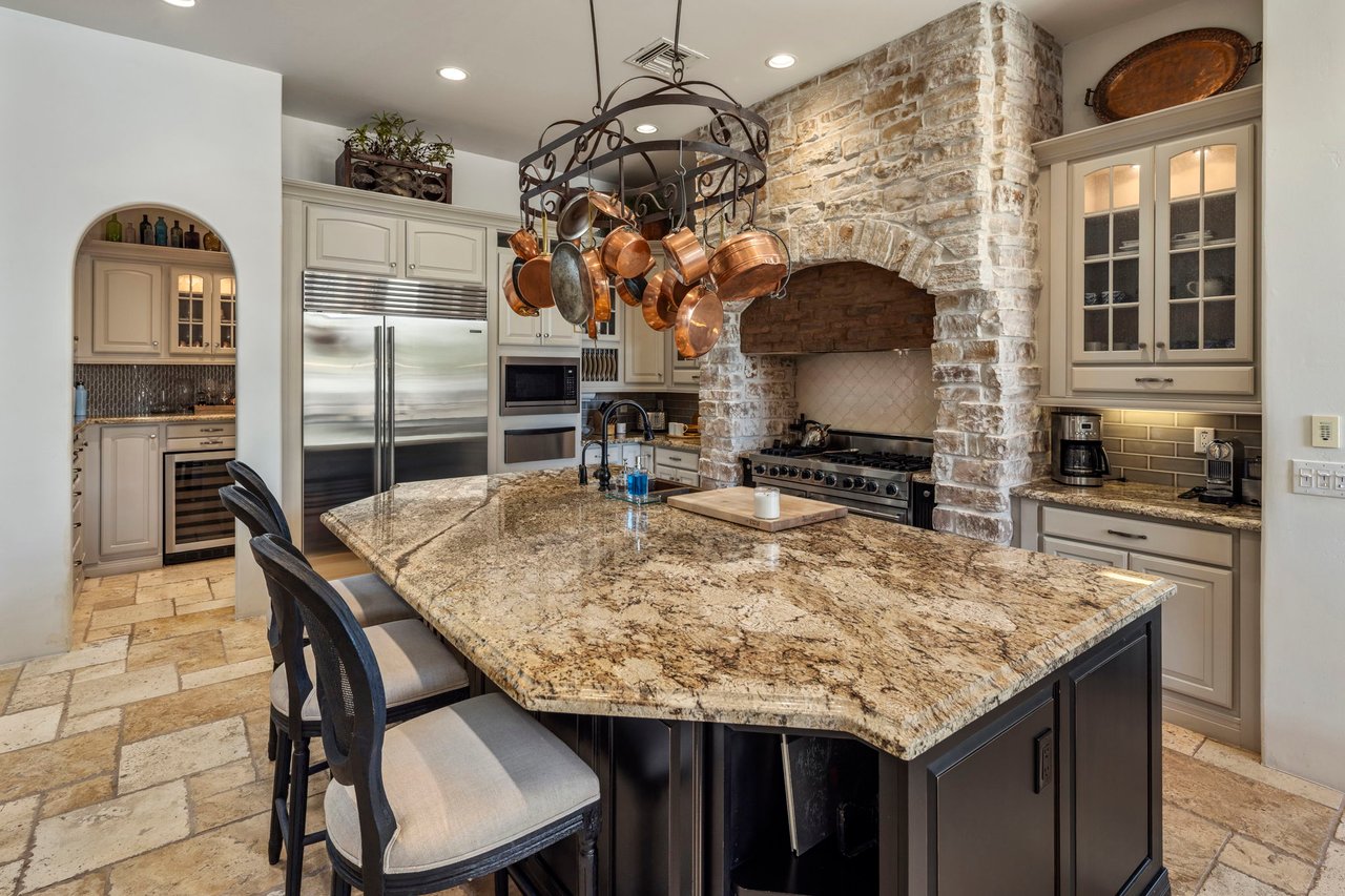9290 E Thompson Peak Parkway, 110