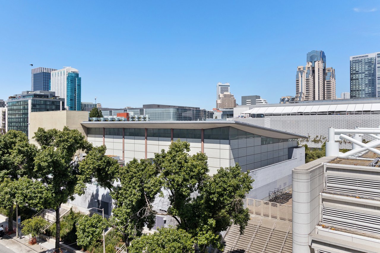 2 Bedroom Residence at Museum Parc