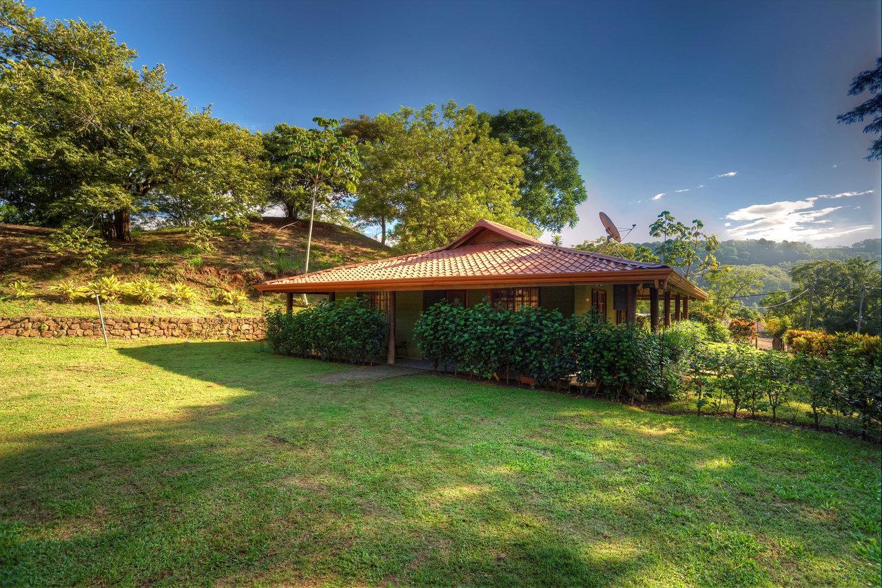 Rancho Montecito Atenas