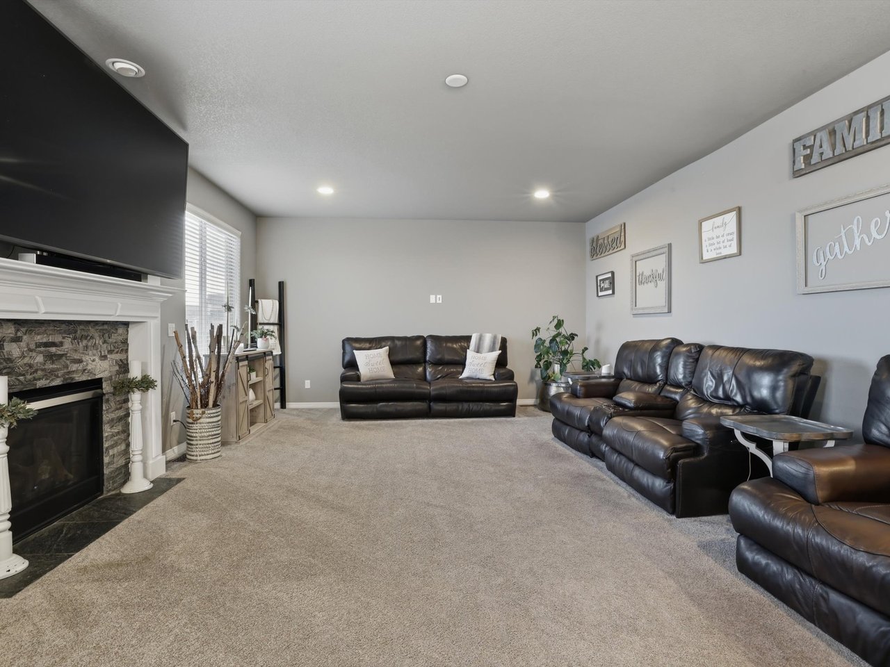 10361 Boulder Ridge Drive