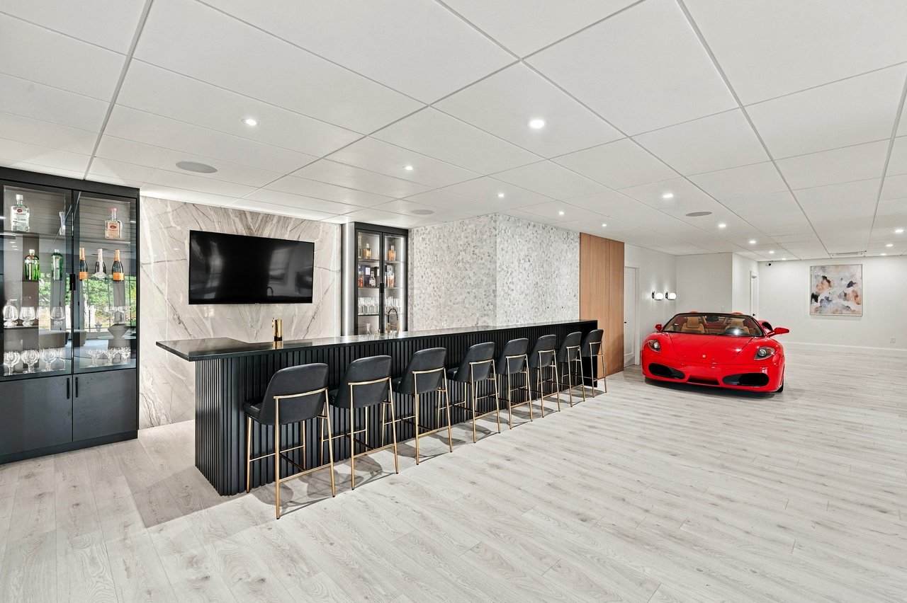 An Exceptional Southborough Estate