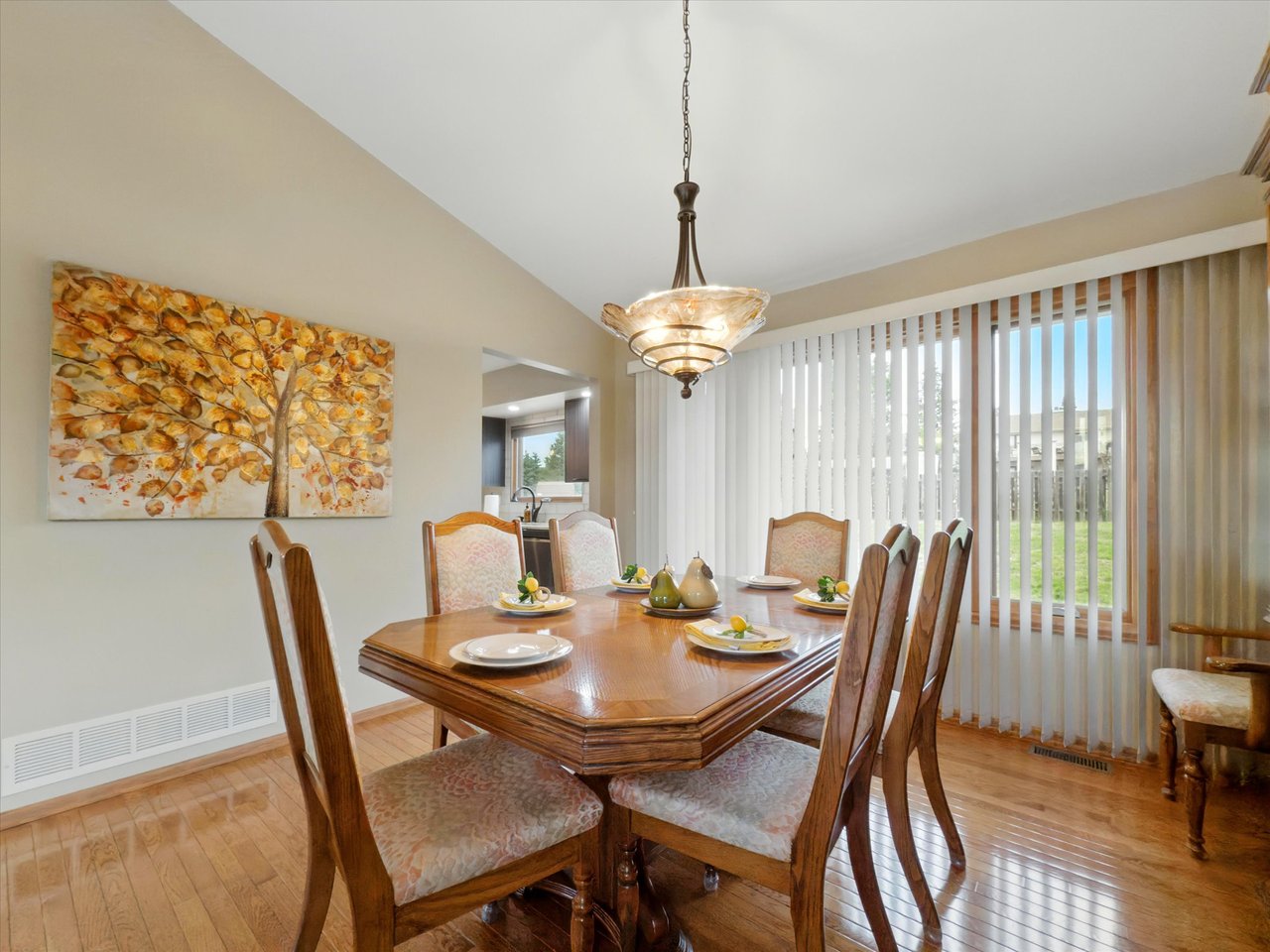 440 Torrey Pines Way