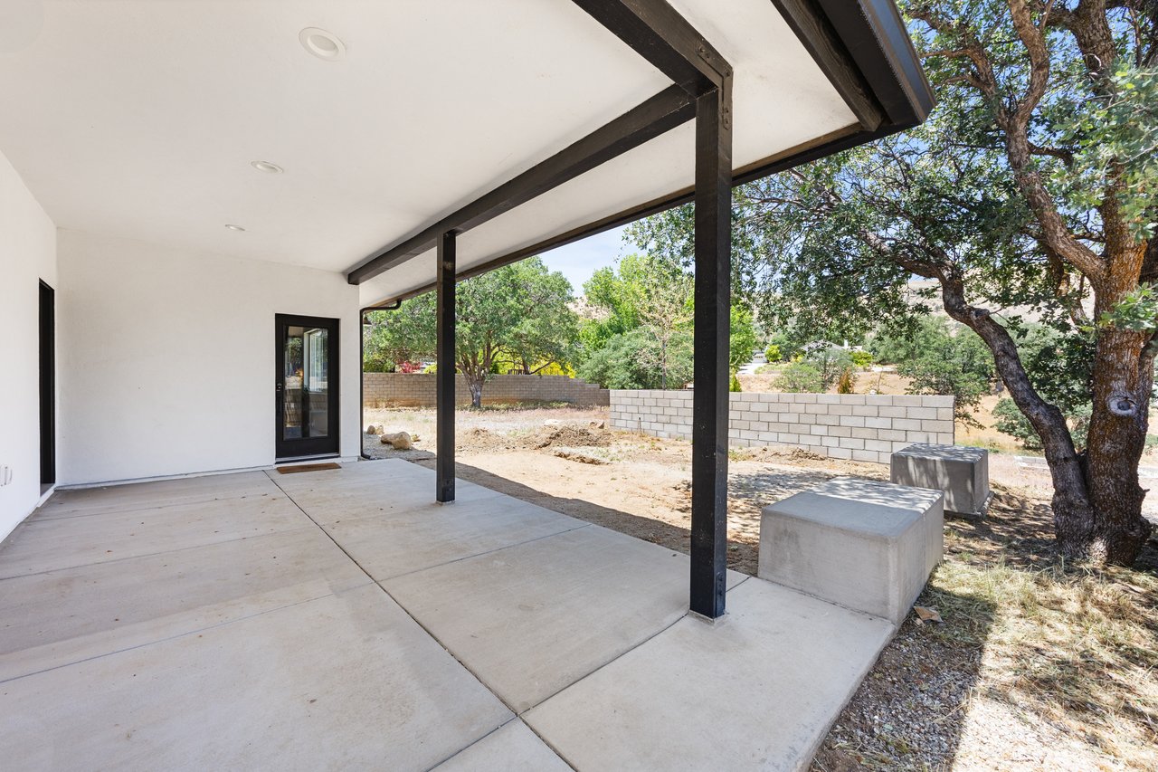21305 Country Club Dr. 