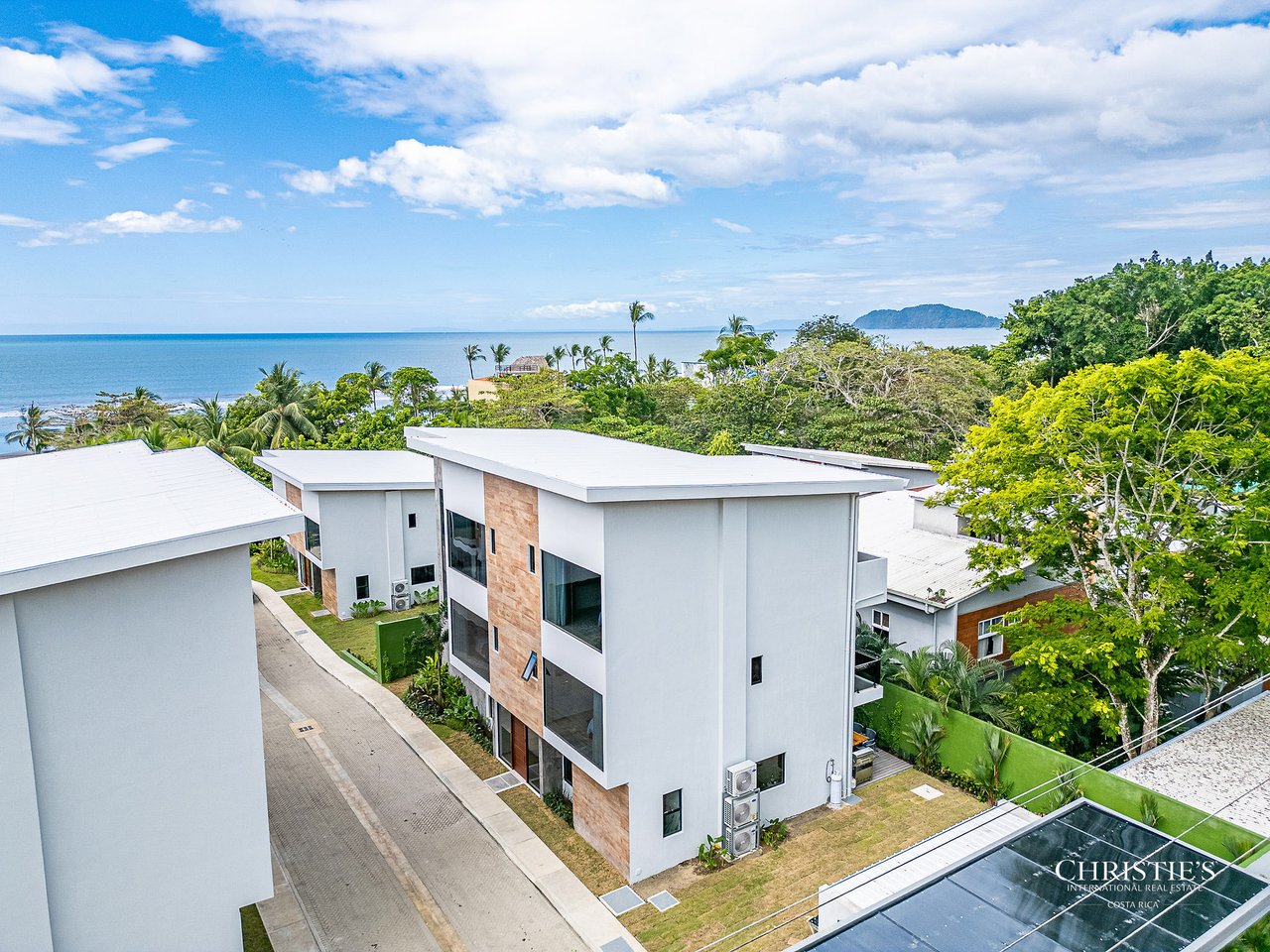 A Private Collection of Five Luxury Beachfront Villas - Rio Mar