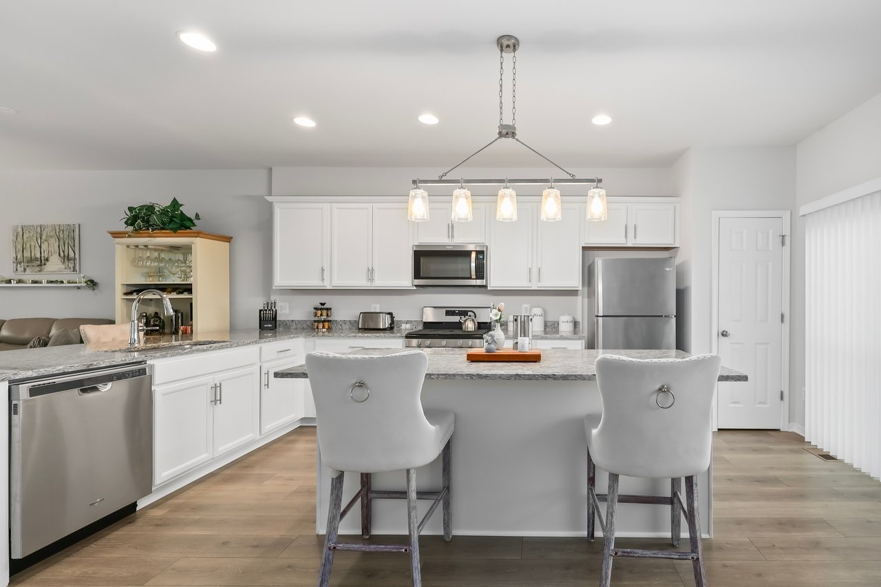 492 Parkland Dr
