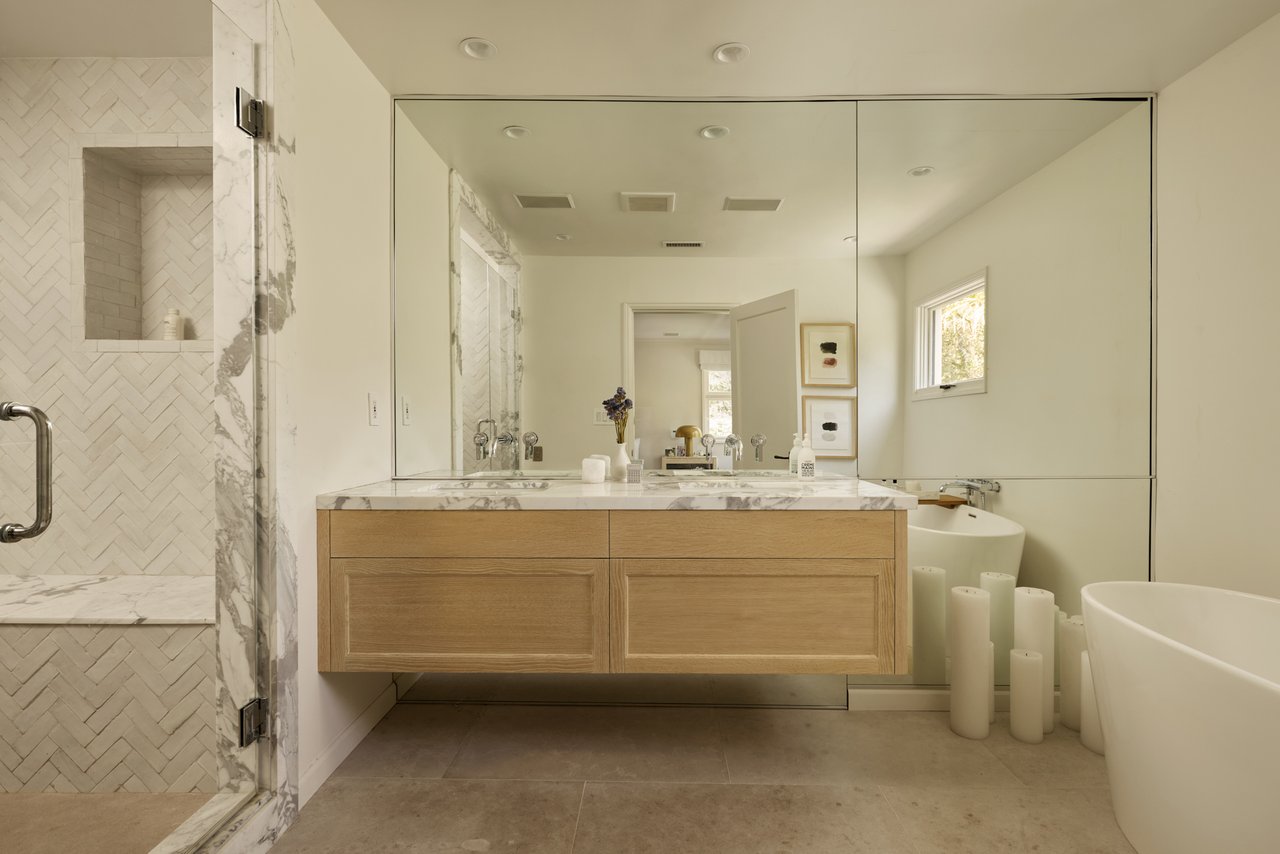 10660 Somma Way, Bel Air