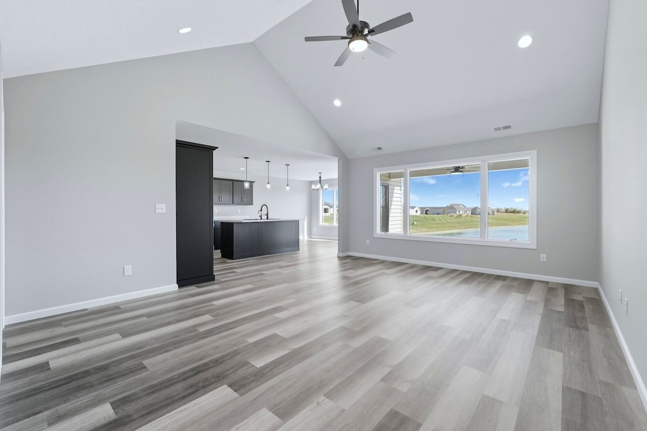 840 Zenos Blvd