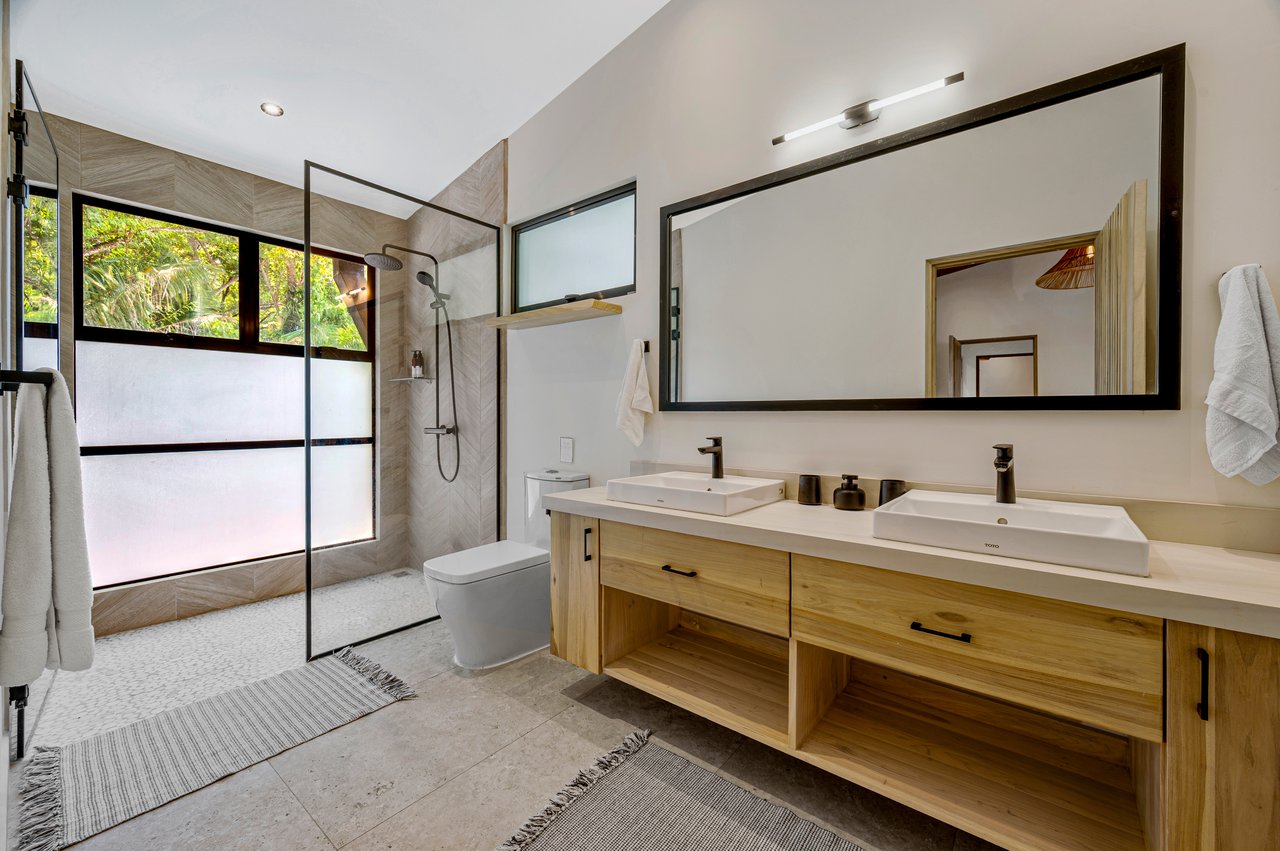 Guiones Private Residences