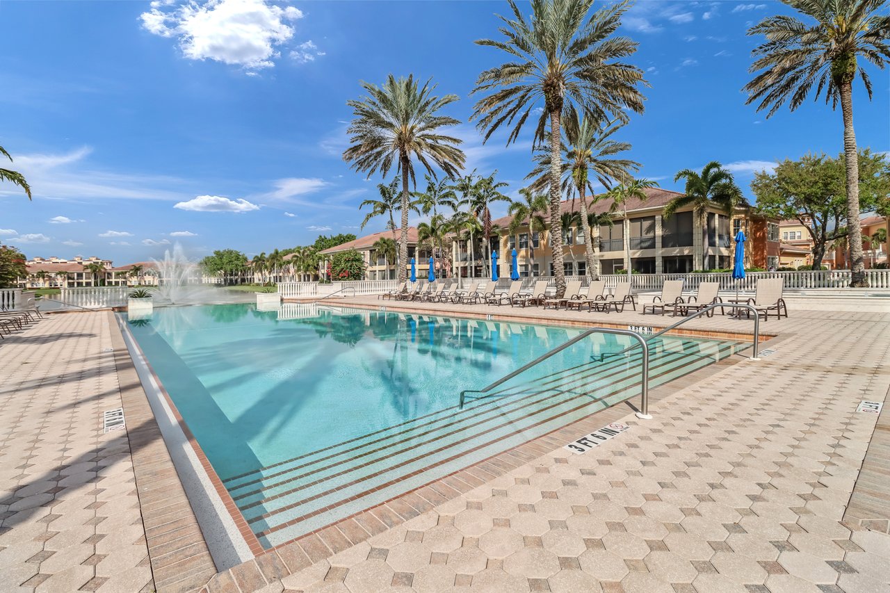 562 Avellino Isles CIR # 201