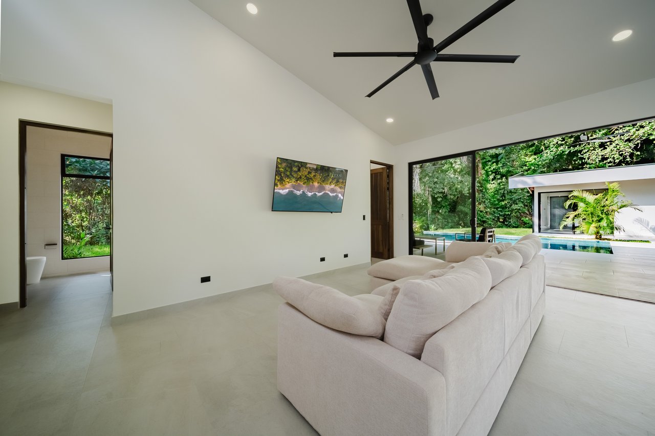 Casa Escondida Contemporary Villa with Guest Suite