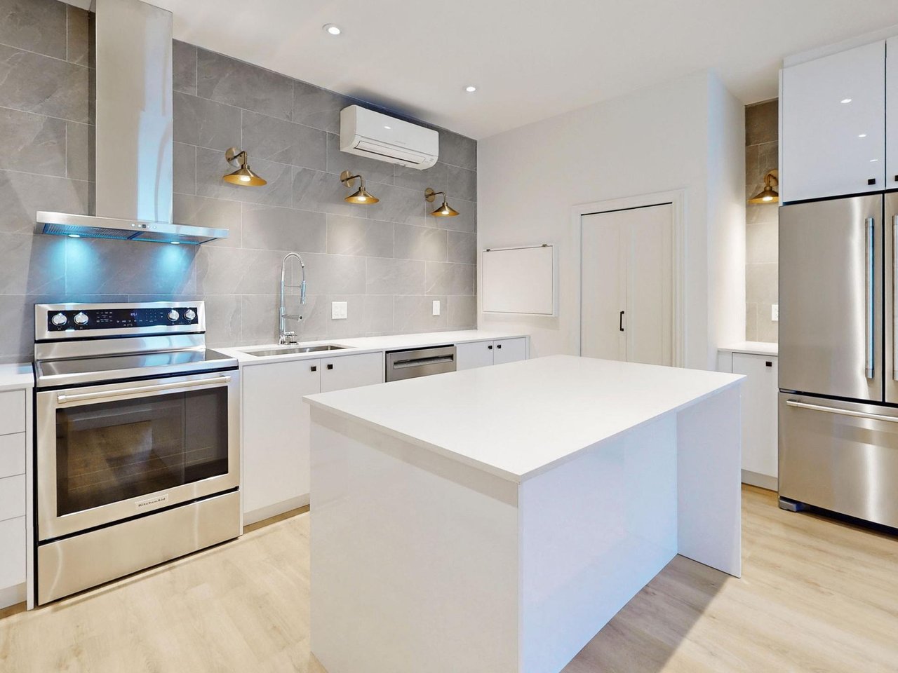 17 Humewood Dr Suite 2
