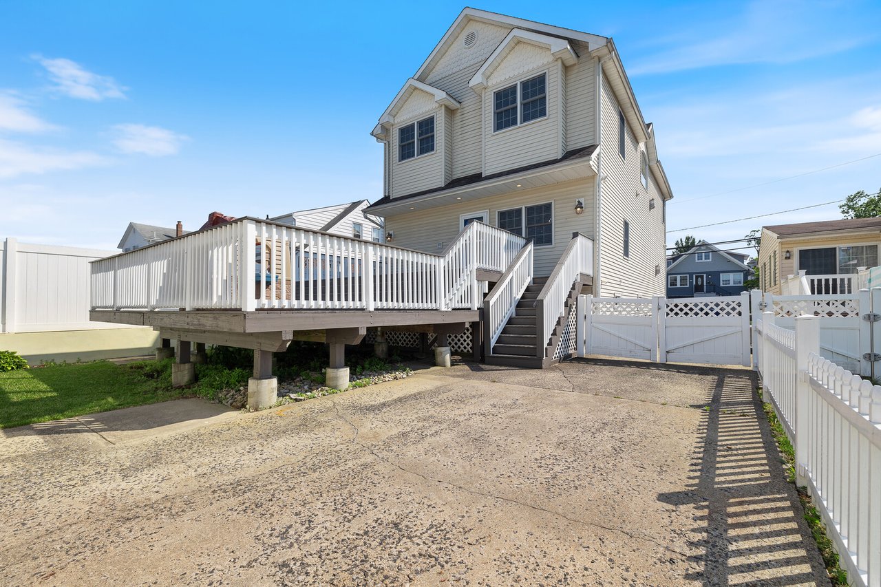 447 Forest Ave