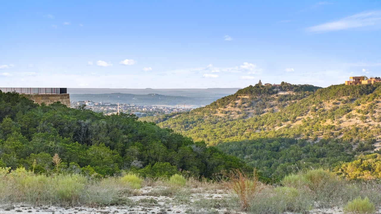 Mt. Lakeway Legacy A Rare 10.1 Acre Homesite With Incredible Views