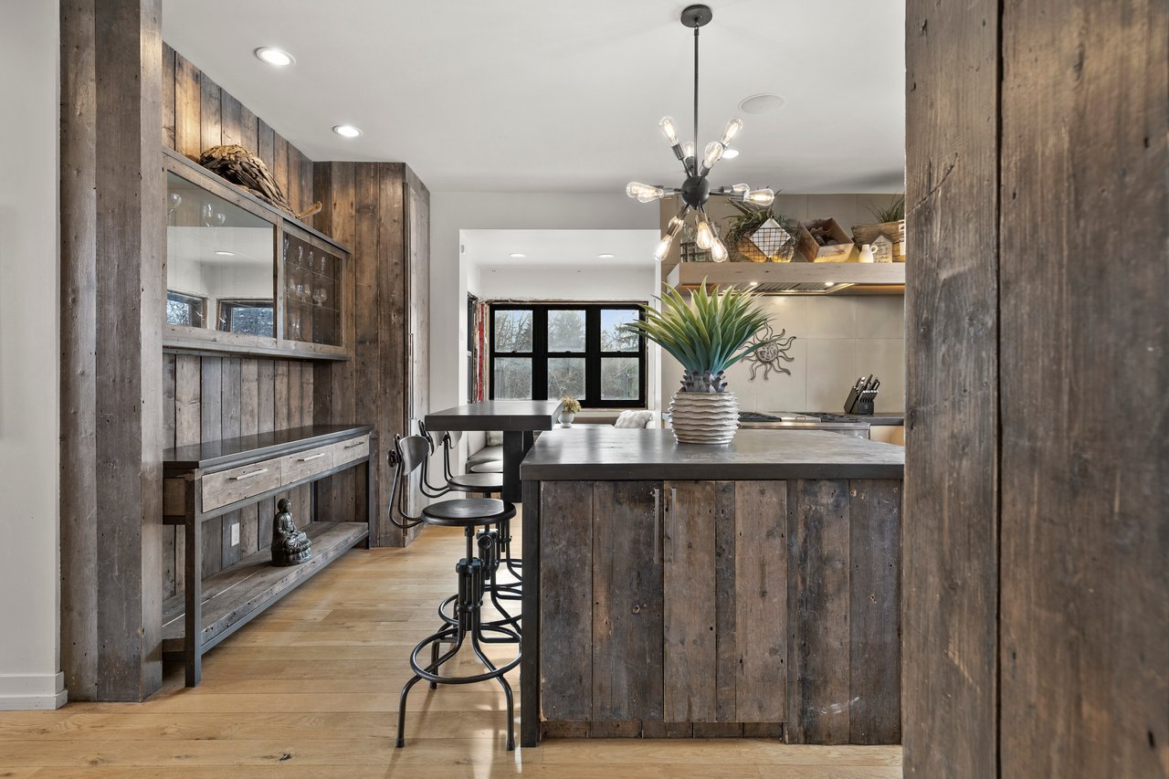 19 Bearspaw Summit Rise