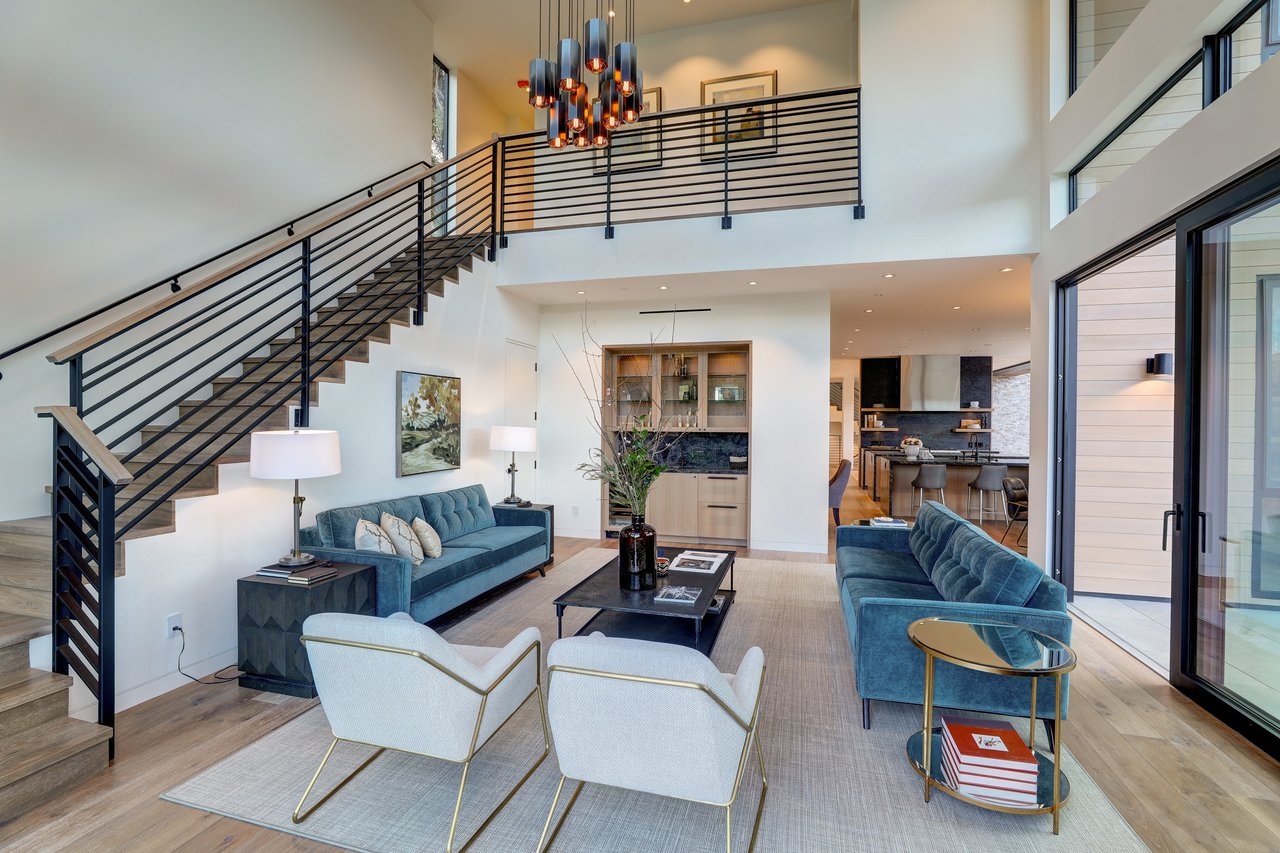 Modern Luxury - Completed in 2020