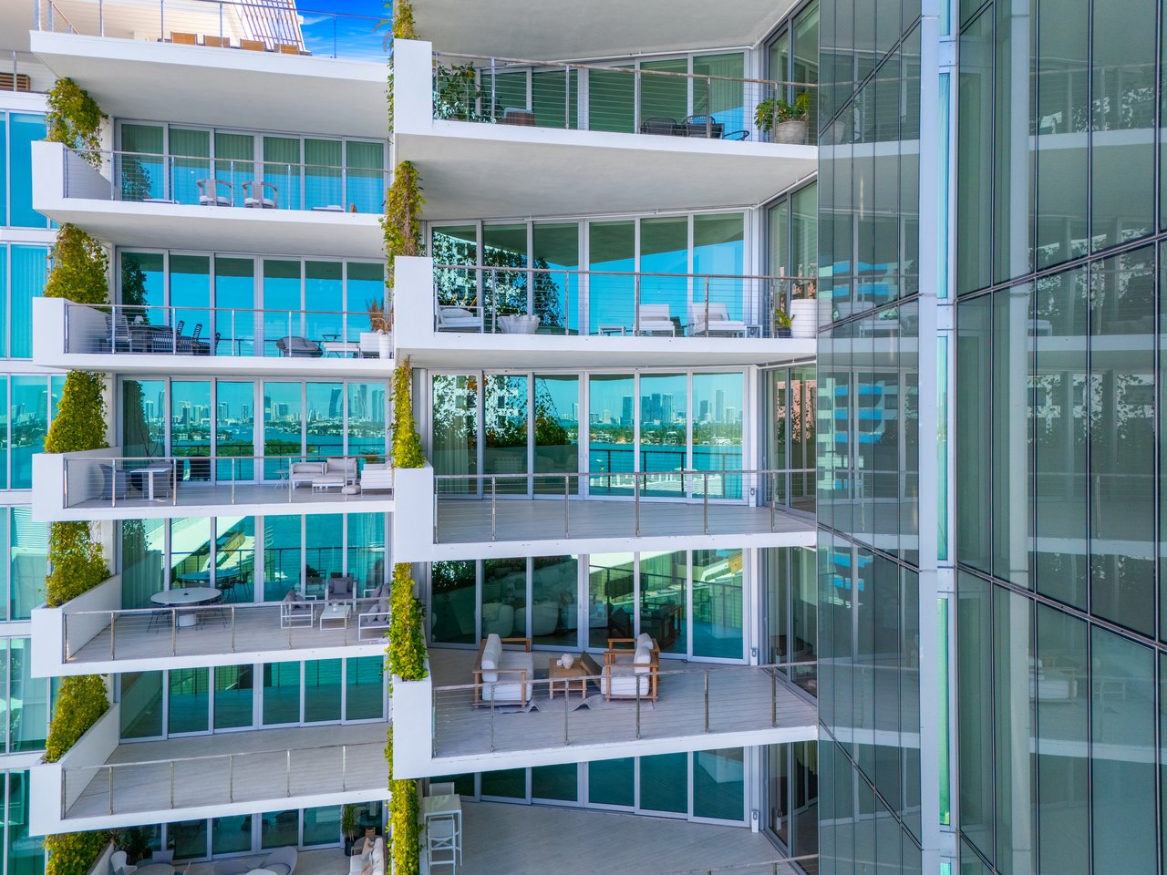Monad Terrace 11E