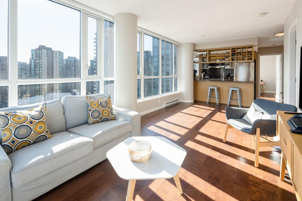 833 Seymour St, #1603