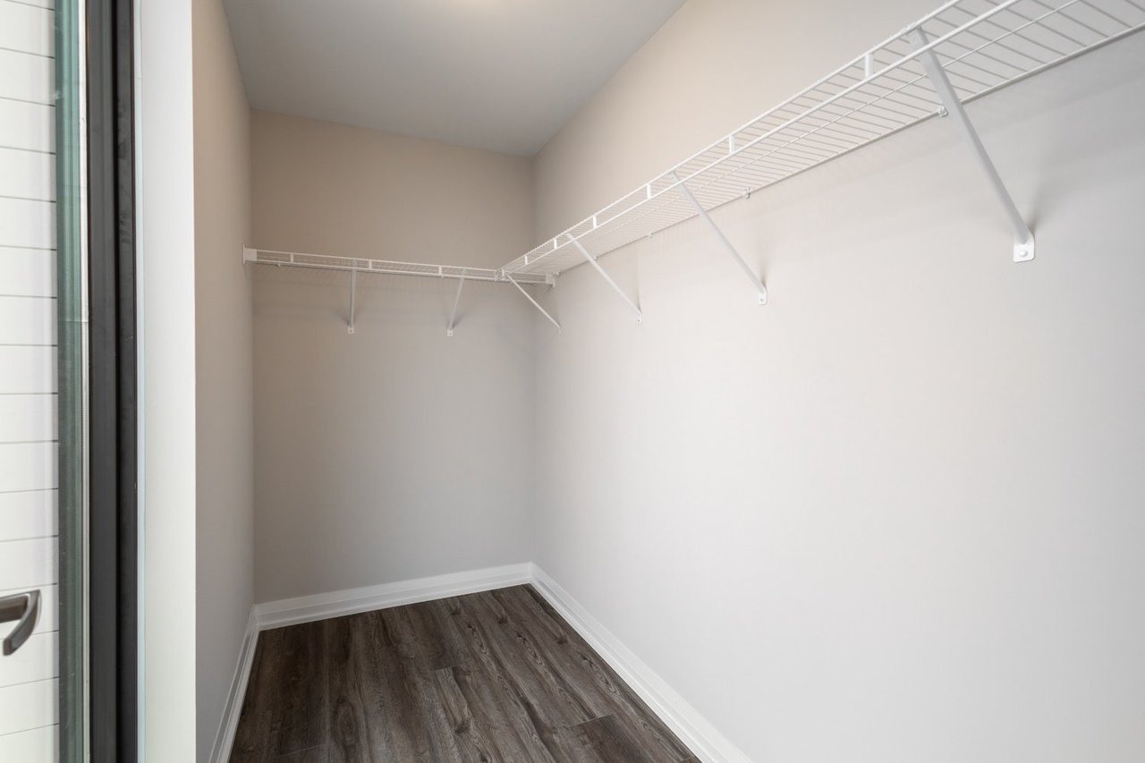 1415 Dundas St E, #504