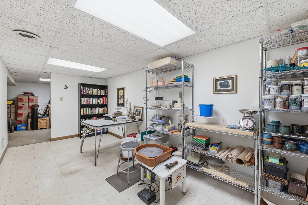 1429 W Huron Street